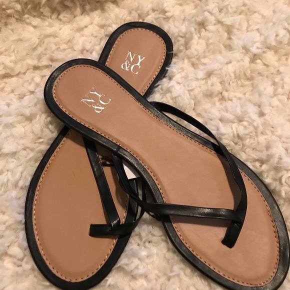 Sandals - Picture 1 of 3